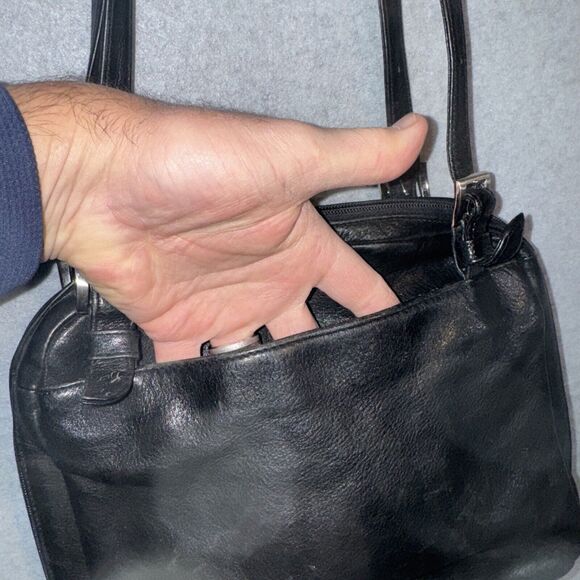 Tignanello Leather Bag - Picture 3 of 11